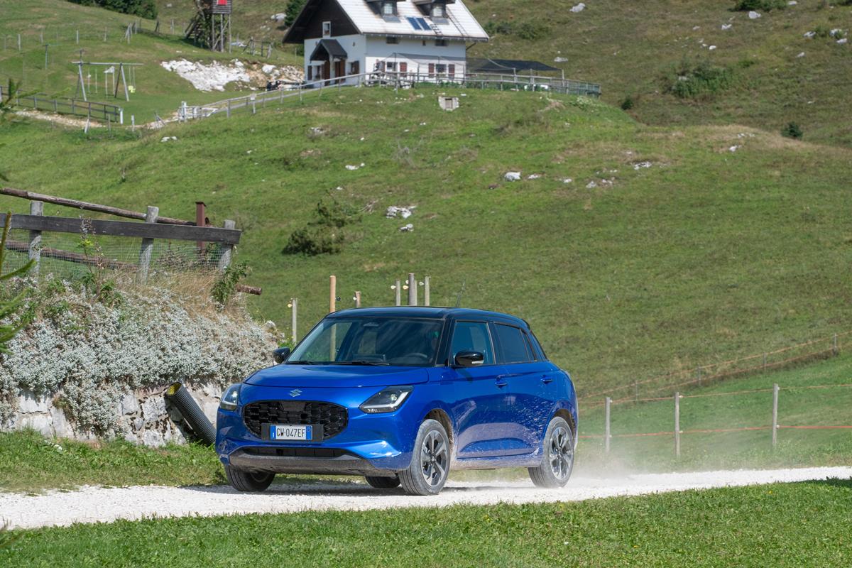 Suzuki Swift Hybrid 4WD AllGrip