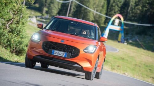 Suzuki Swift Hybrid 4WD AllGrip, efficienza da record: 24,69 km con un litro