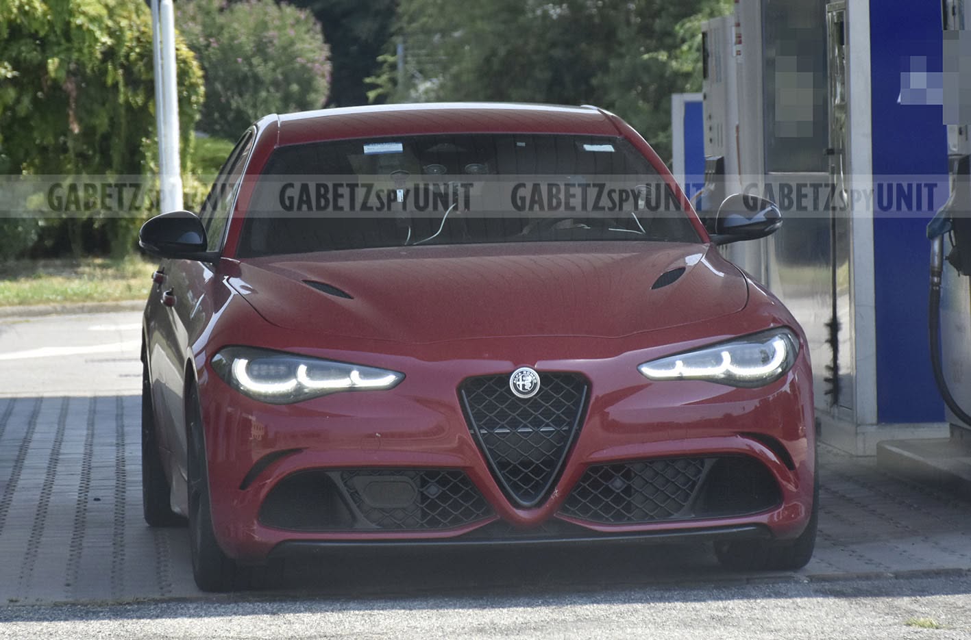 Alfa Romeo Giulia 2027, foto spia senza camuffature Alfa Romeo Giulia 2027, foto spia senza camuffature