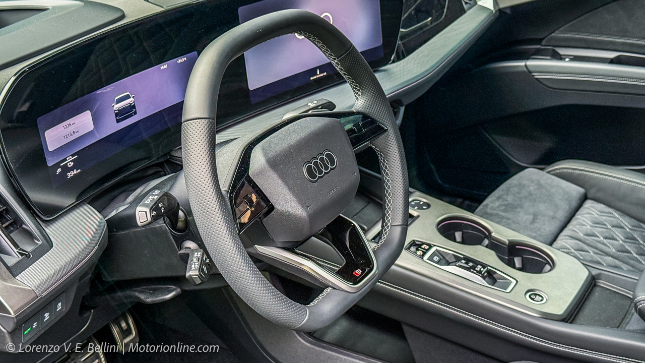 Audi Q4 e-tron 2026 - Interni