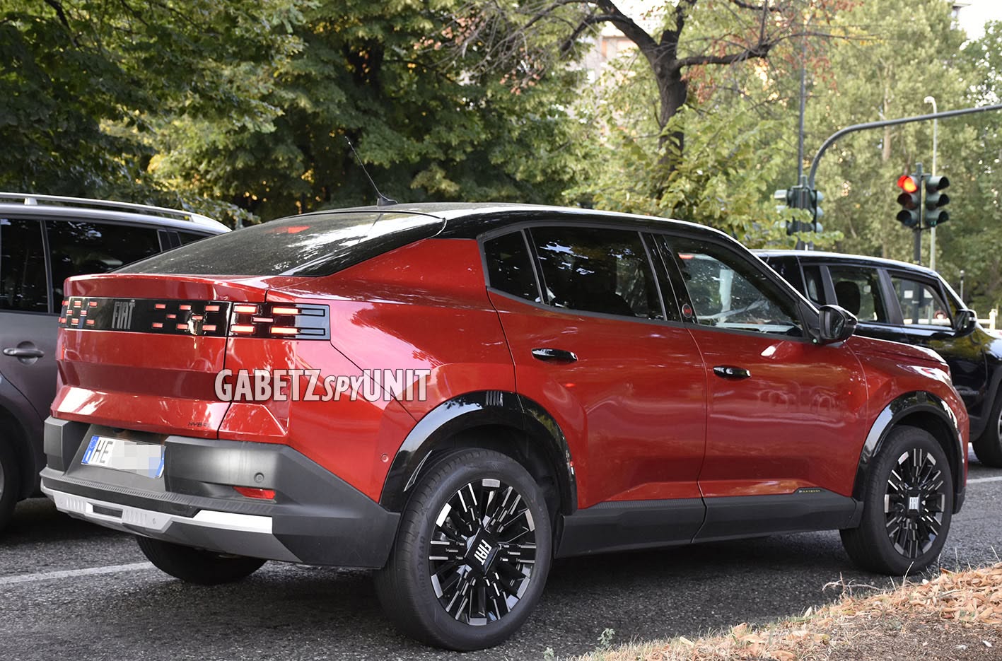 Fiat Grizzly Fastback RED Hybrid, foto spia laterale (credit: Walter Vayr)