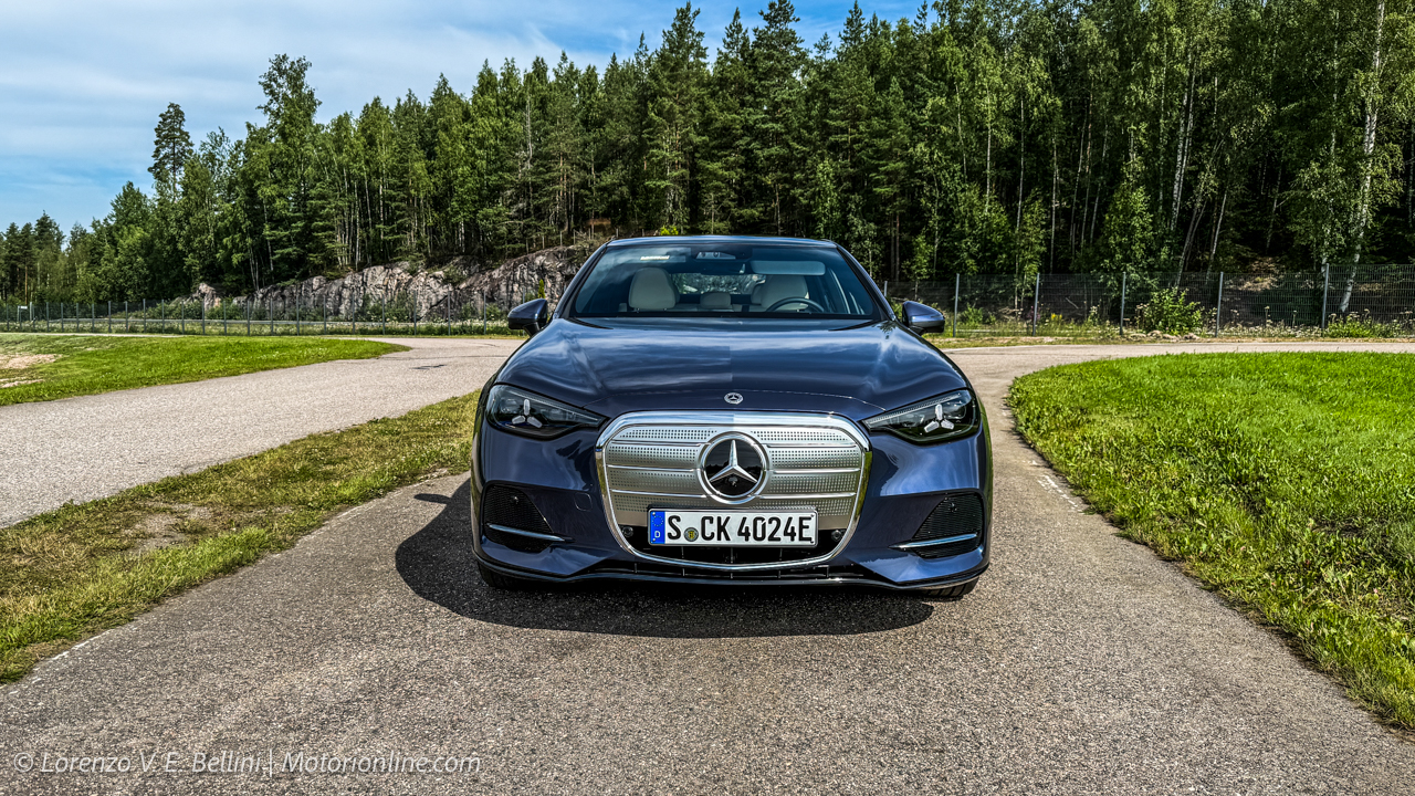 Mercedes Classe C Electrica 2026 - Frontale