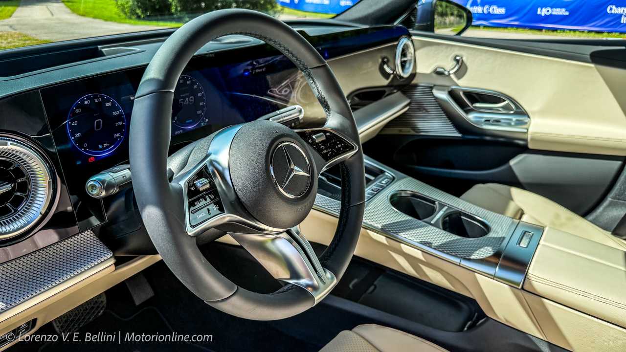 Mercedes Classe C Electrica 2026 - Interni