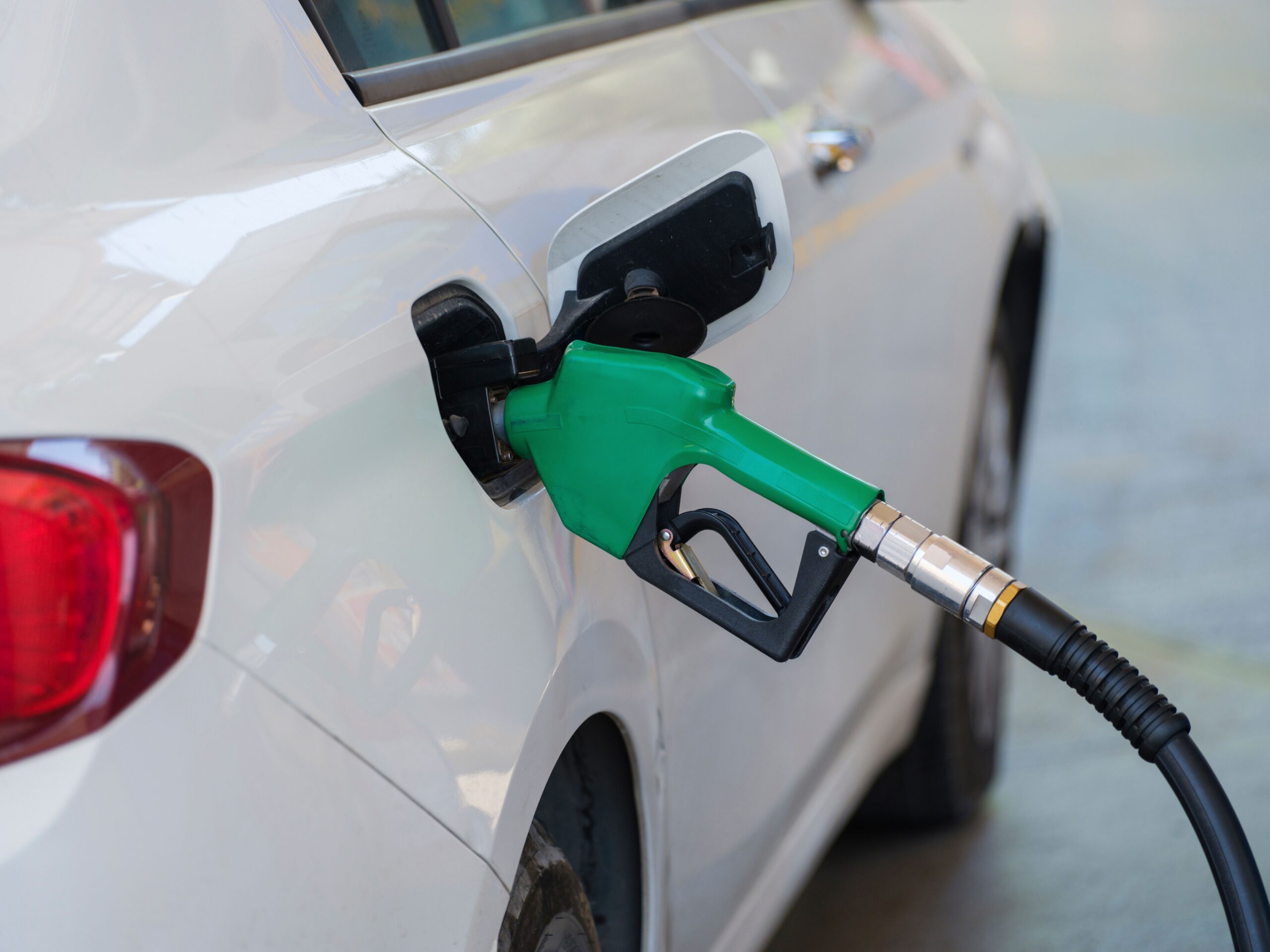 Codacons: distributori senza sconto sul gasolio, denunce in arrivo