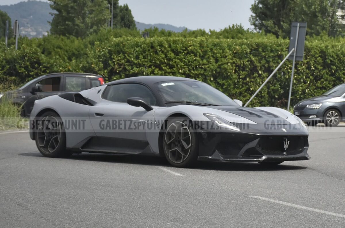 Maserati GT2 Stradale 2027 in fase avanzata di collaudo, con design rinnovato e dettagli esterni in evidenza