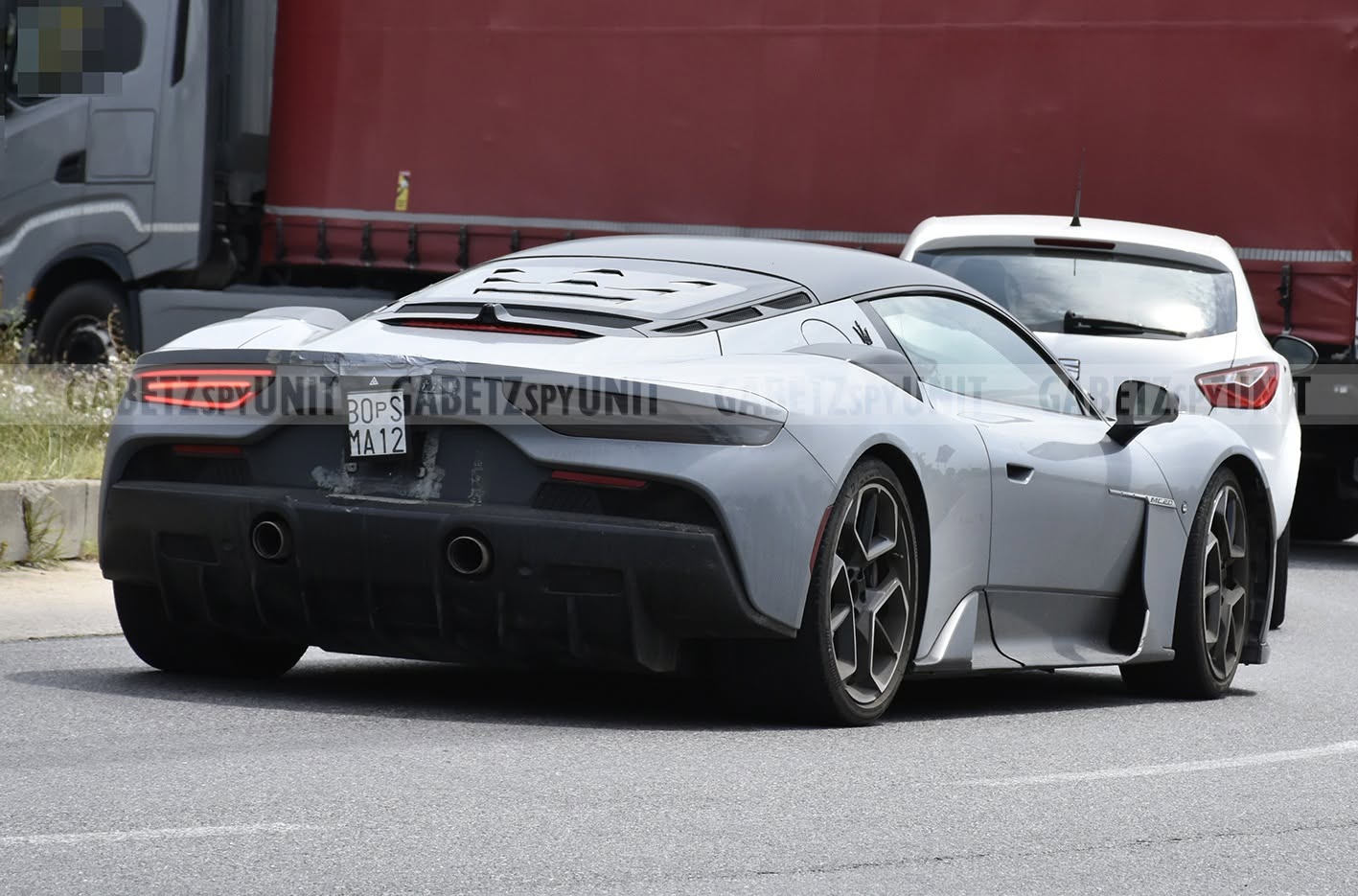 Maserati GT2 Stradale 2027: nuove foto spia del restyling