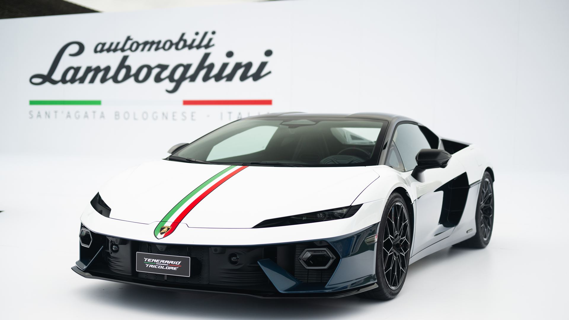Lamborghini Temerario Tricolore: l’omaggio all’eccellenza italiana