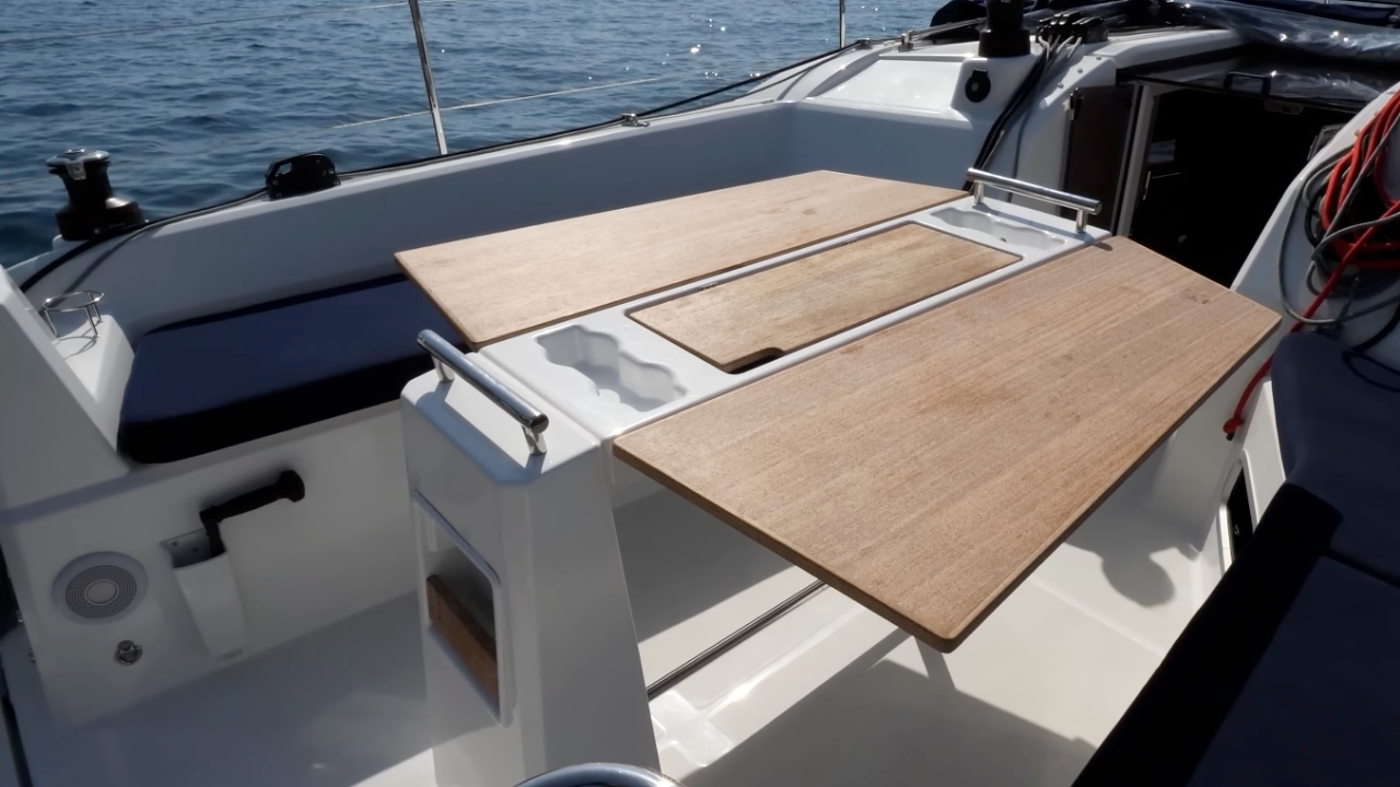 Beneteau Oceanis 37.1: la prova dello yacht a vela da Olbia