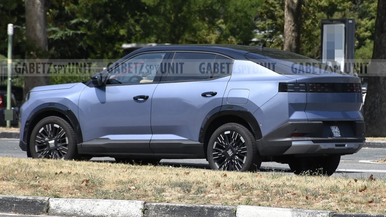 Fiat Grizzly Fastback: di nuovo in strada, aspettando Parigi