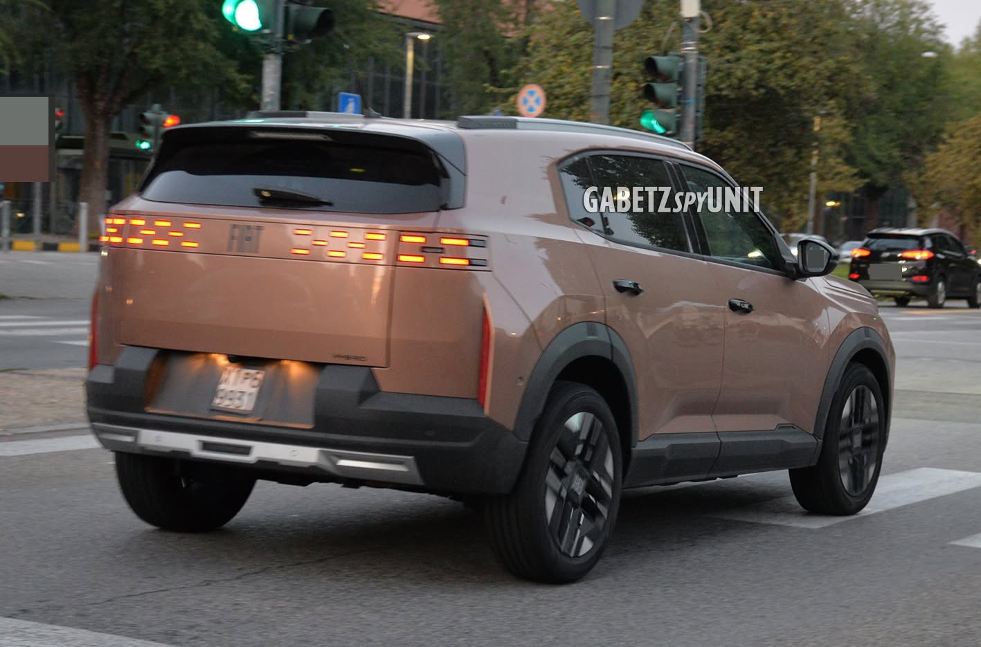Fiat Grizzly Fastback Hybrid, foto spia senza camouflage