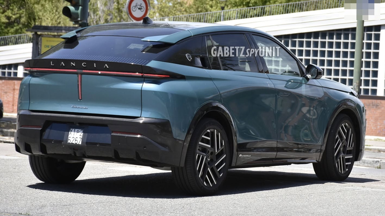 Lancia Gamma 2026: sempre più vicino il debutto del crossover