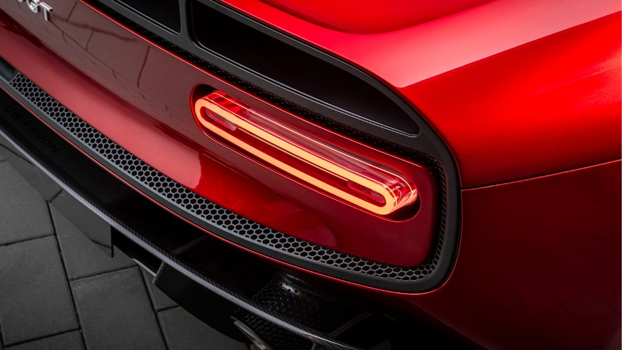 McLaren McL 6GT: il ritorno del cambio manuale