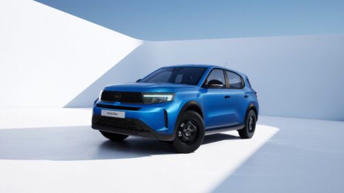 Opel Frontera: ora c’è anche non elettrificata e costa di meno