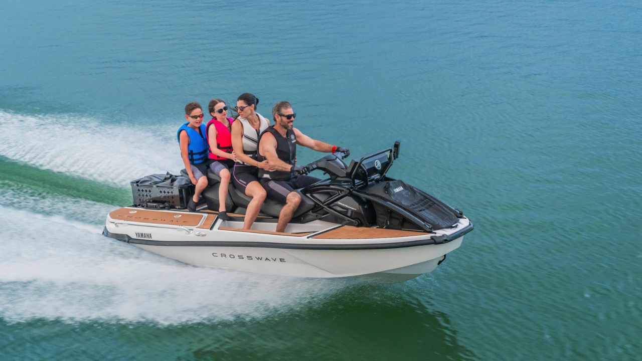 Yamaha WaveBlaster: ecco la nuova moto d’acqua monoposto