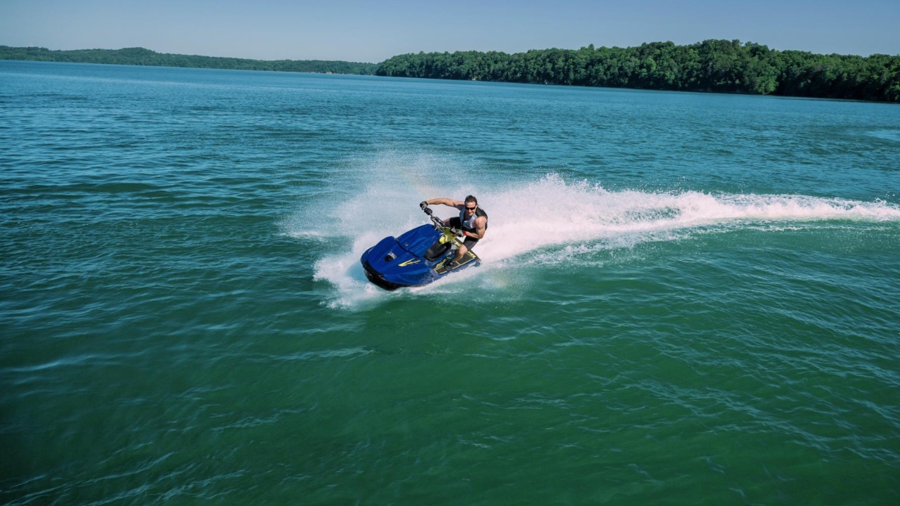 Yamaha WaveBlaster: ecco la nuova moto d’acqua monoposto