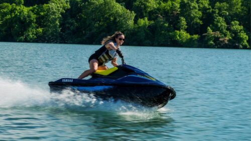 Yamaha WaveBlaster: arriva la nuova moto d’acqua monoposto Yamaha WaveBlaster: arriva la nuova moto d’acqua monoposto