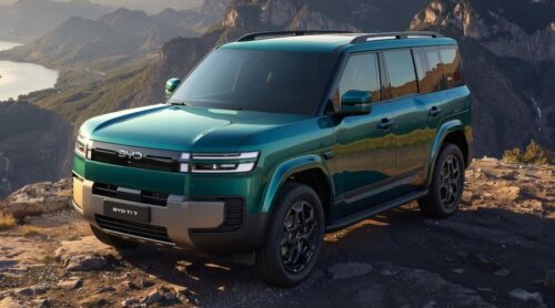BYD Ti 7, SUV ibrido plug-in a 7 posti da 402 CV