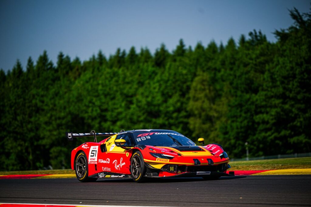 Sette Ferrari 296 GT3 Evo al Nürburgring per il GT World Challenge