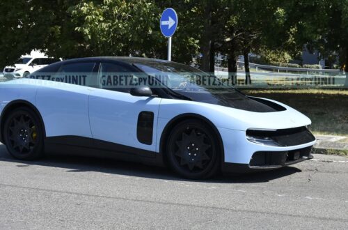 Ferrari Luce Avanserie: le foto spia in Azzurro La Plata Ferrari Luce Avanserie: le foto spia in Azzurro La Plata