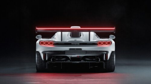 Koenigsegg CCGT1: l’anteprima mondiale in un video