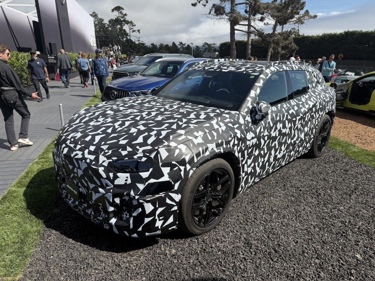 Mercedes-AMG GT SUV, vista anteriore del prototipo camuffato