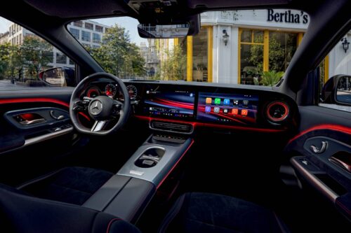 Mercedes GLA ibrida, il video teaser: 1.5 turbo e 48 Volt