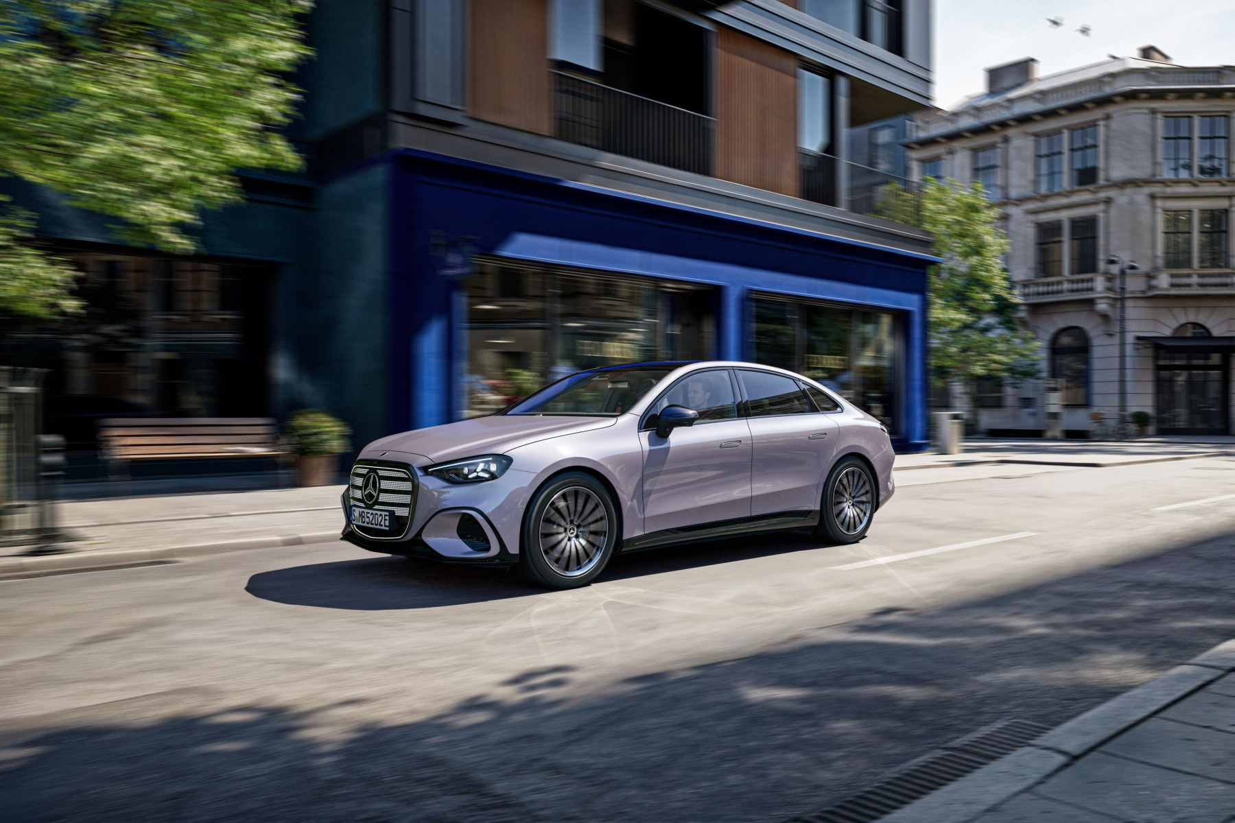 Mercedes Classe C elettrica: arriva la C 300 4MATIC