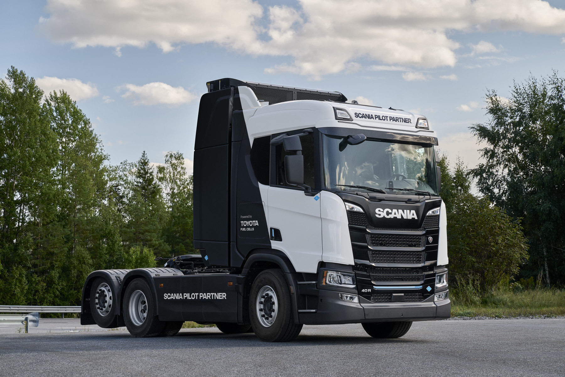 Toyota e Scania testano l’idrogeno nei camion pesanti
