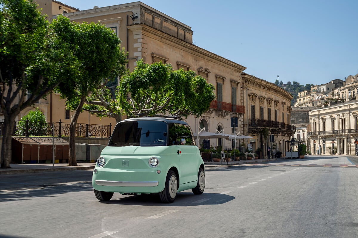 Nuova Fiat Topolino Dolcevita dettaglio tetto in tela