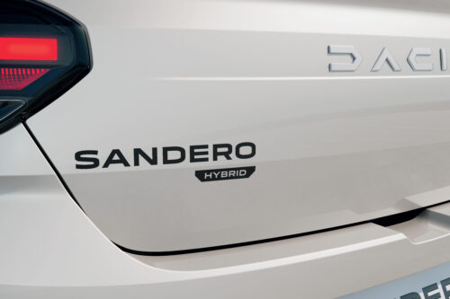 Dacia Sandero Streetway Hybrid 155: prezzi da 19.900 euro