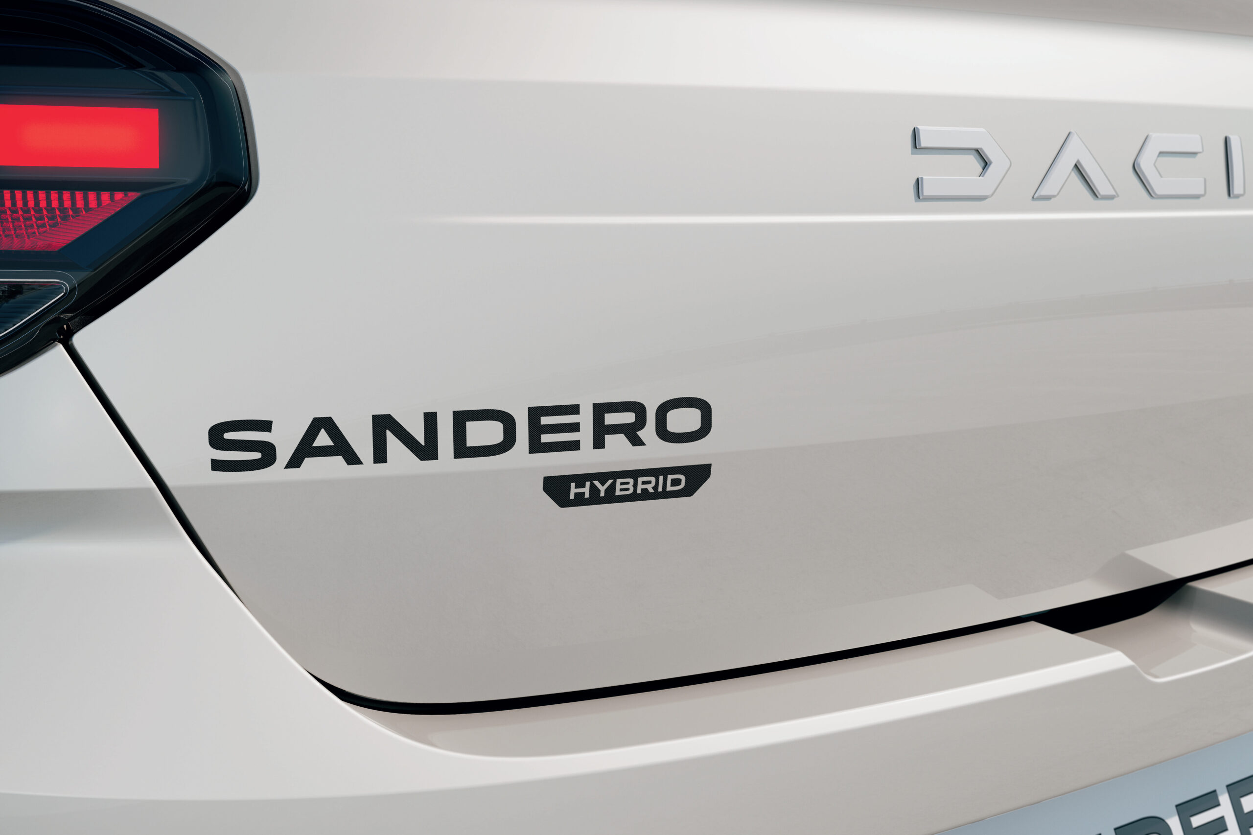 Dacia Sandero Streetway Hybrid 155: prezzi da 19.900 euro