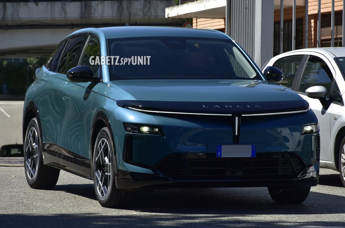 Lancia Gamma HF Line con motore termico, design moderno e produzione a Melfi