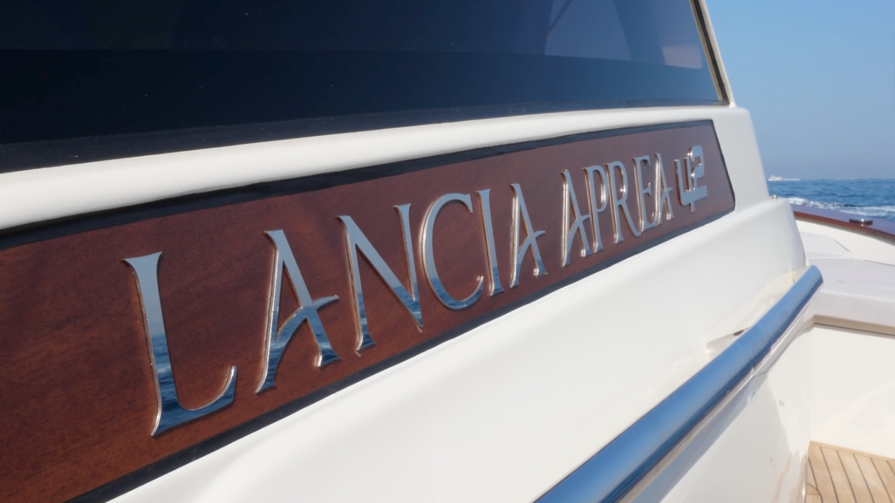 Lancia Aprea 42: la prova di un modello che richiama la tradizione