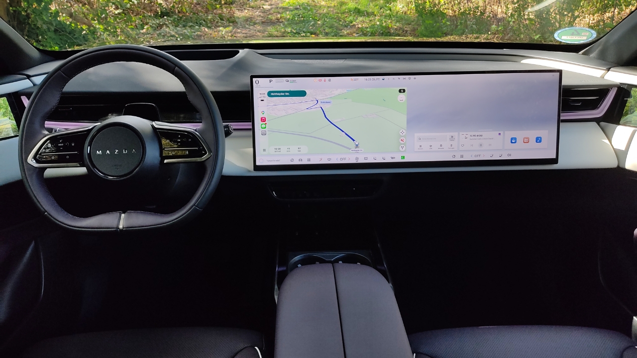 Mazda CX-6e: con il nuovo SUV elettrico sulle strade tedesche