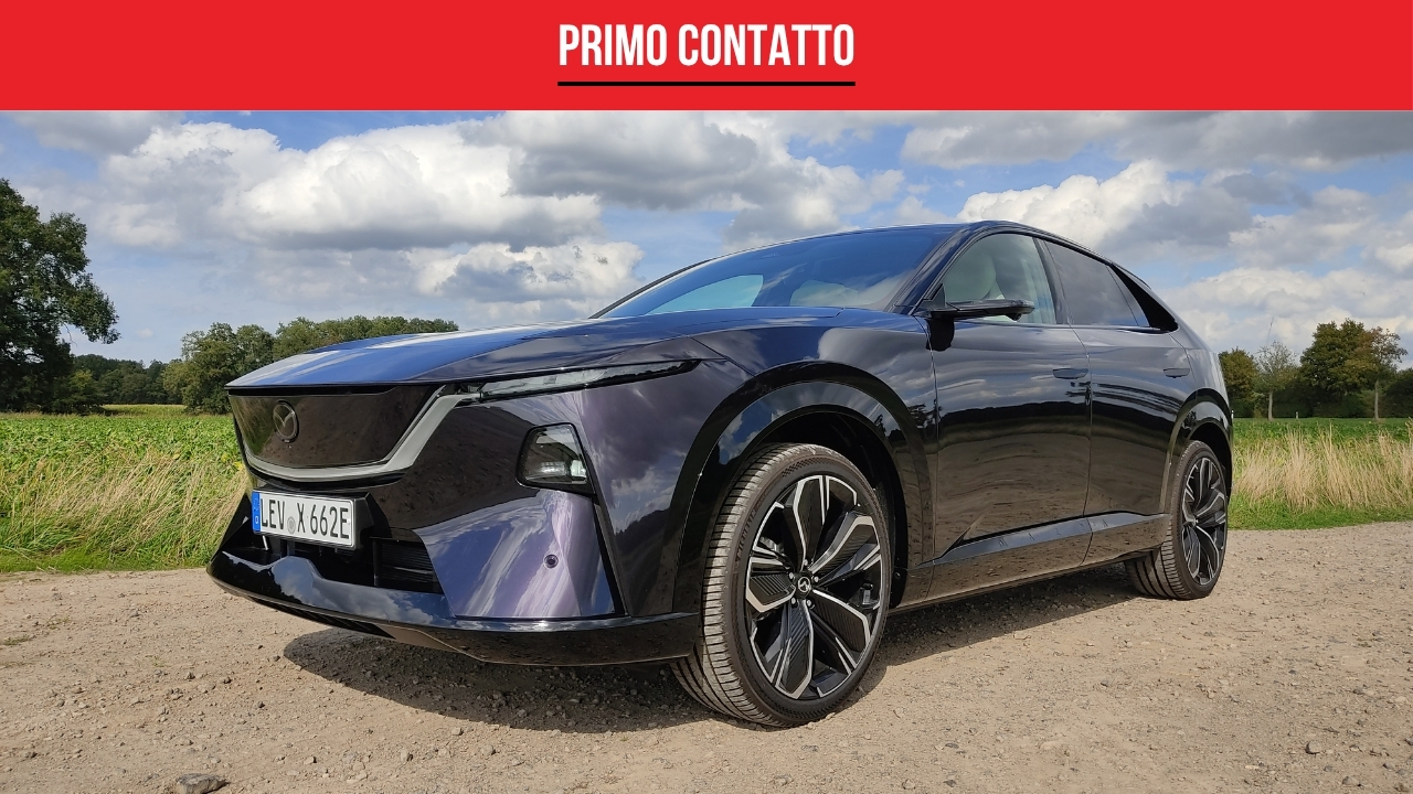 Mazda CX-6e 2026 - Prova Dusseldorf