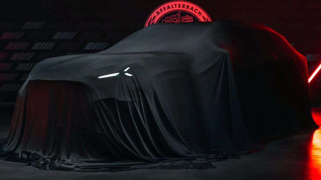 Mercedes-AMG GT SUV elettrico: prime immagini teaser anticipano il design