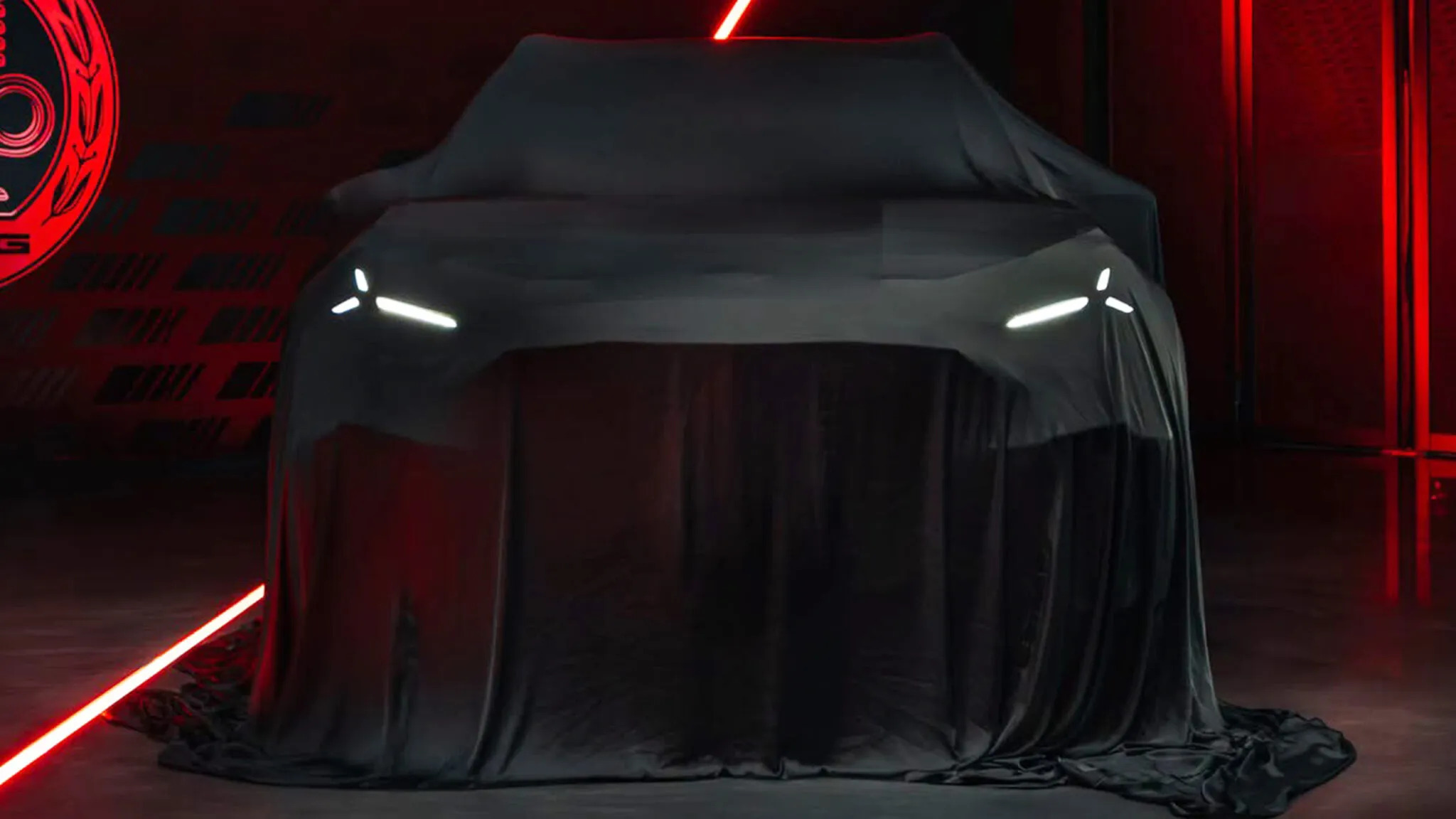 Mercedes-AMG SUV - Teaser