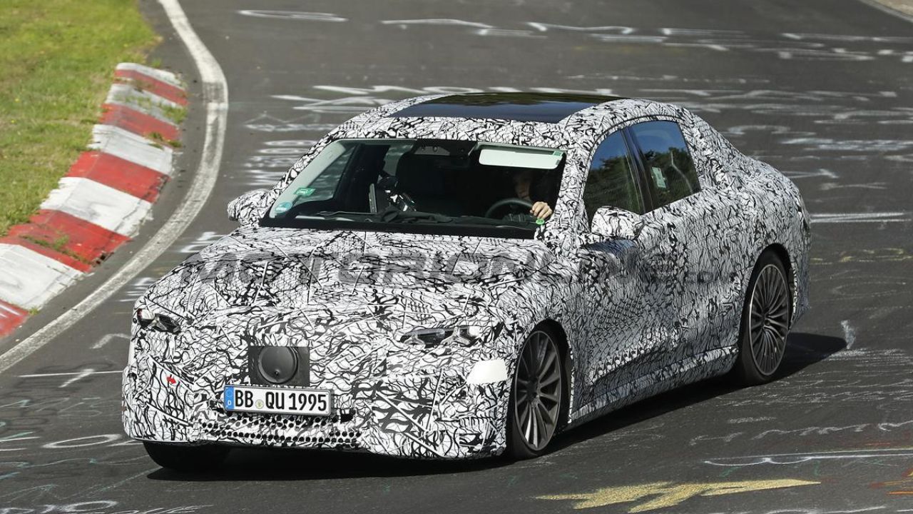 Mercedes Classe E elettrica - Foto spia 08-09-2026
