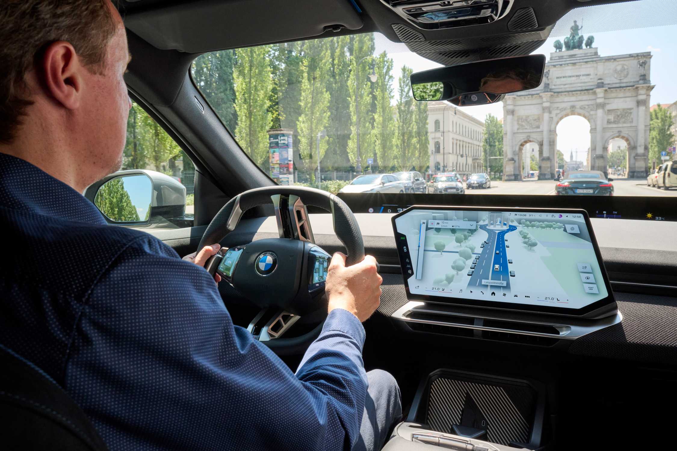 BMW Maps: nuova vista 3D con navigazione e guida assistita