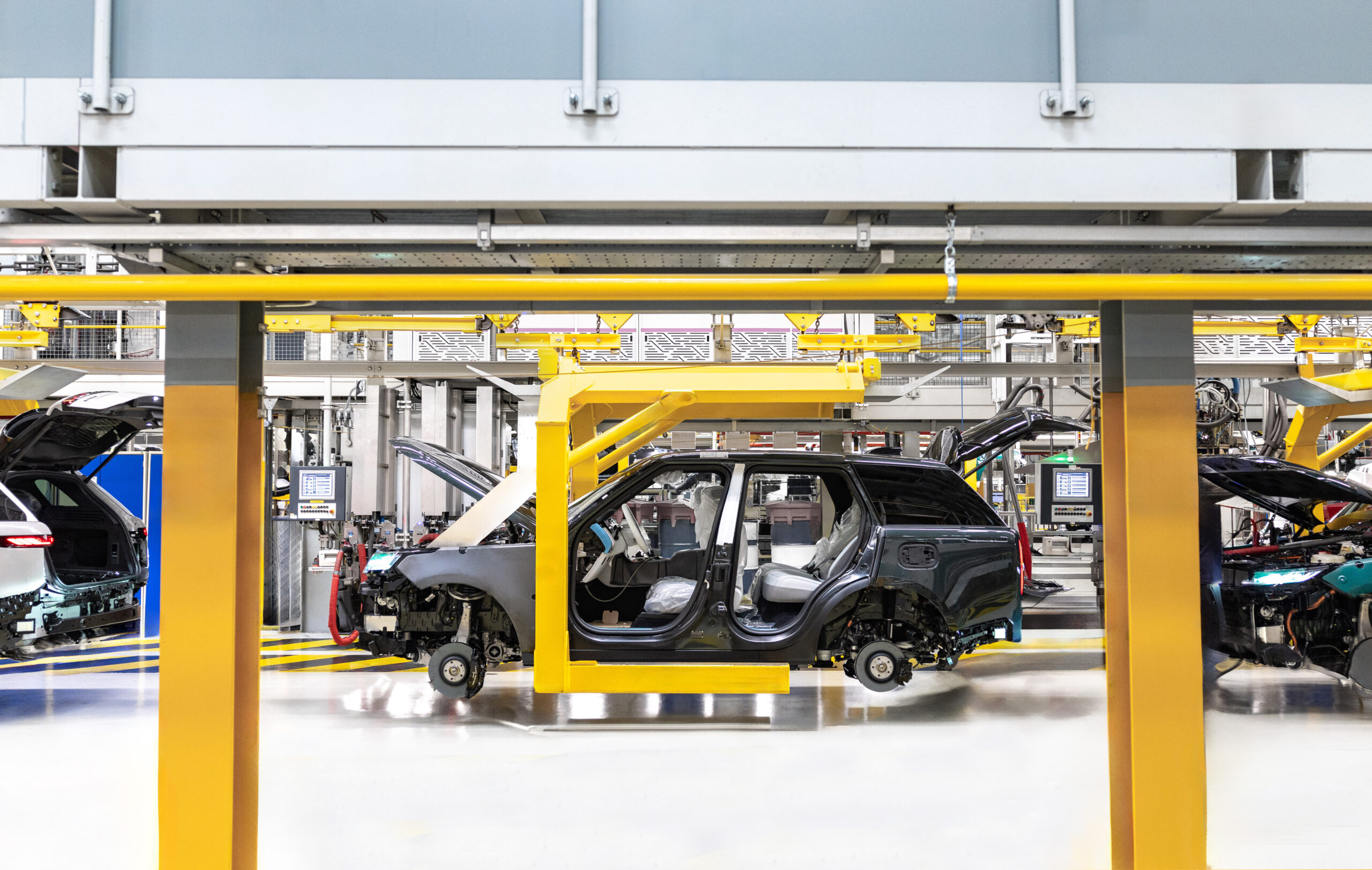 Jaguar Land Rover taglia 4.000 posti di lavoro