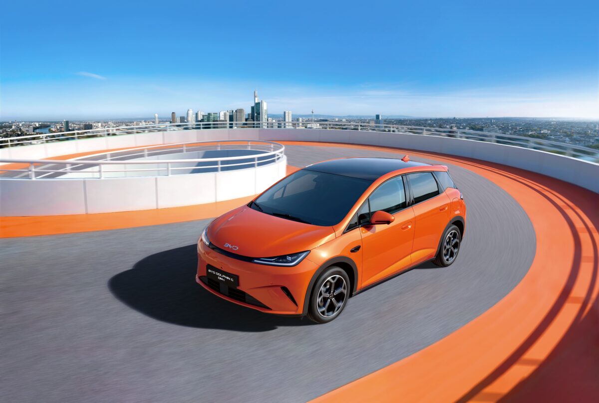 BYD cresce del 194,9% ad agosto 2026, con 2.580 immatricolazioni e quota del 3,7% nel mercato italiano