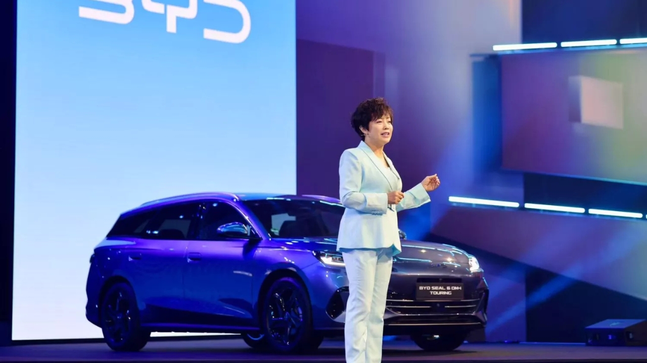 BYD: la prima auto con batterie allo stato solido nel 2027
