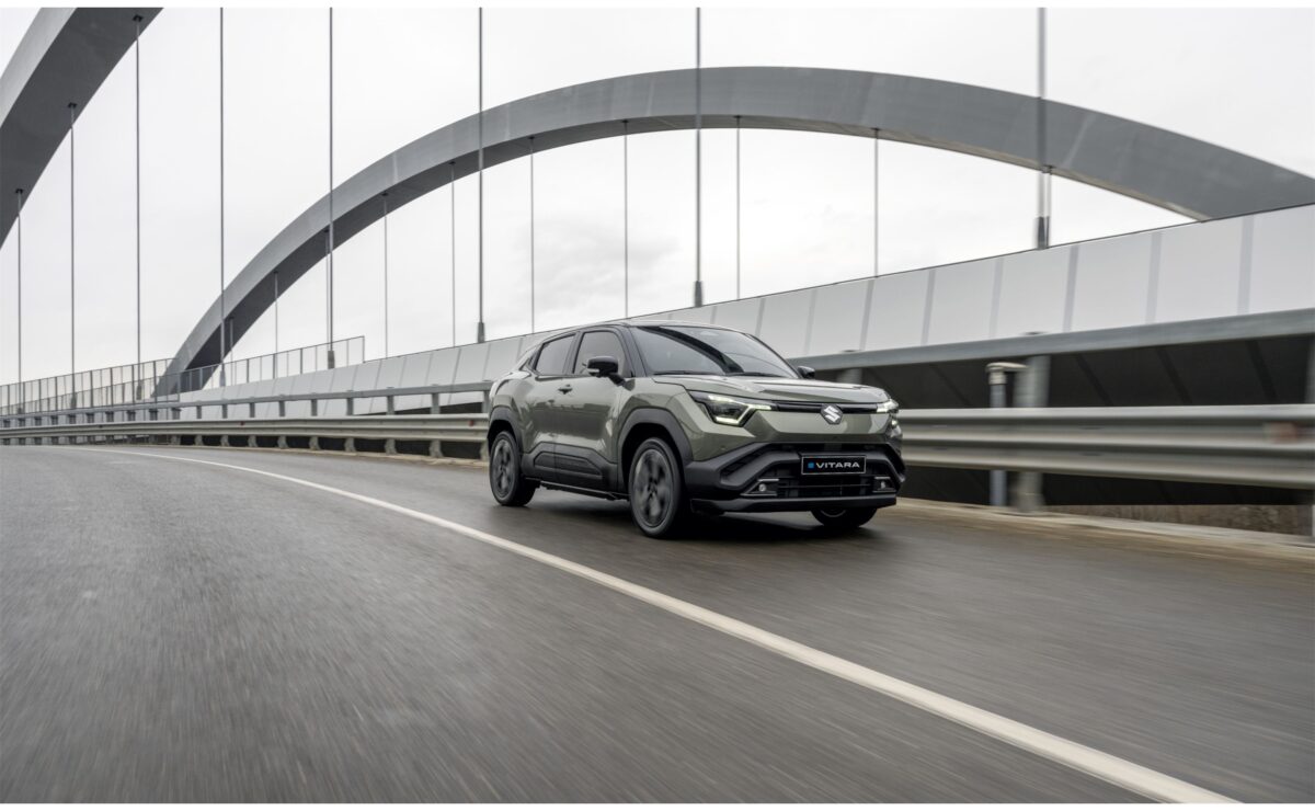 SUV elettrico Suzuki Vitara in promozione con prezzo da 36.900€ o finanziamento da 349€ al mese