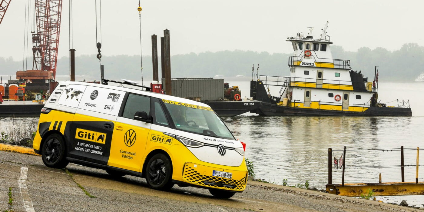 Volkswagen ID. Buzz durante una tappa del giro del mondo elettrico
