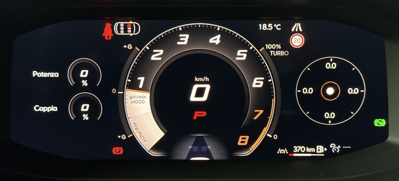 Cupra Formentor VZ5 2026 - Quadro comandi