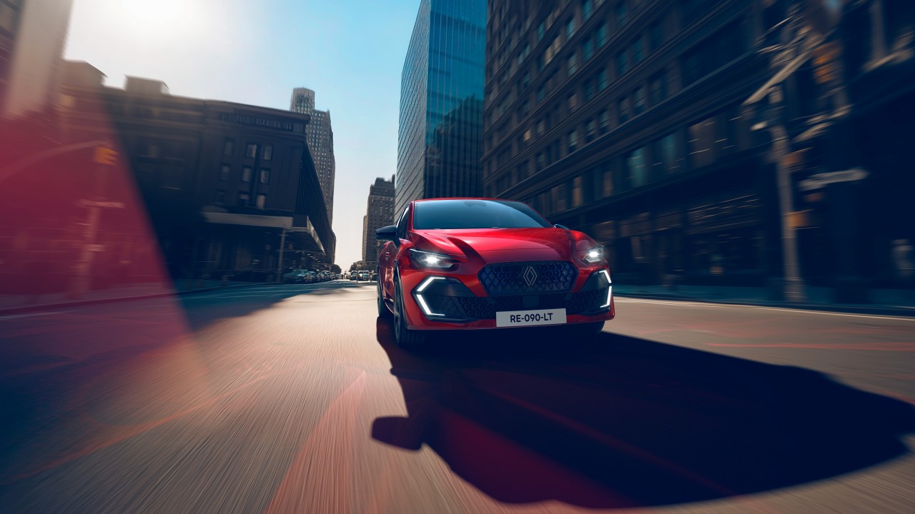 Nuova Renault Clio Full Hybrid E-Tech