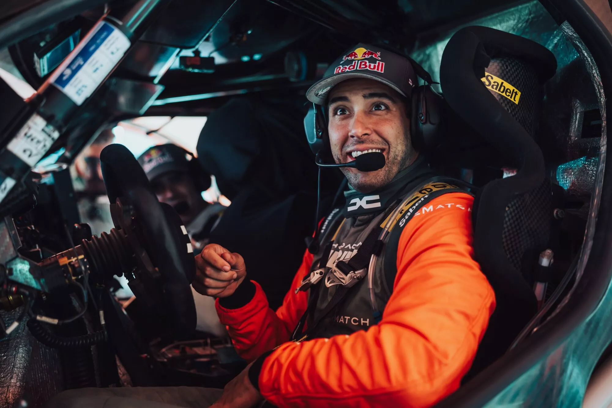 Pilota Dacia Sandriders a bordo del Sandrider durante il Rally del Marocco 2026